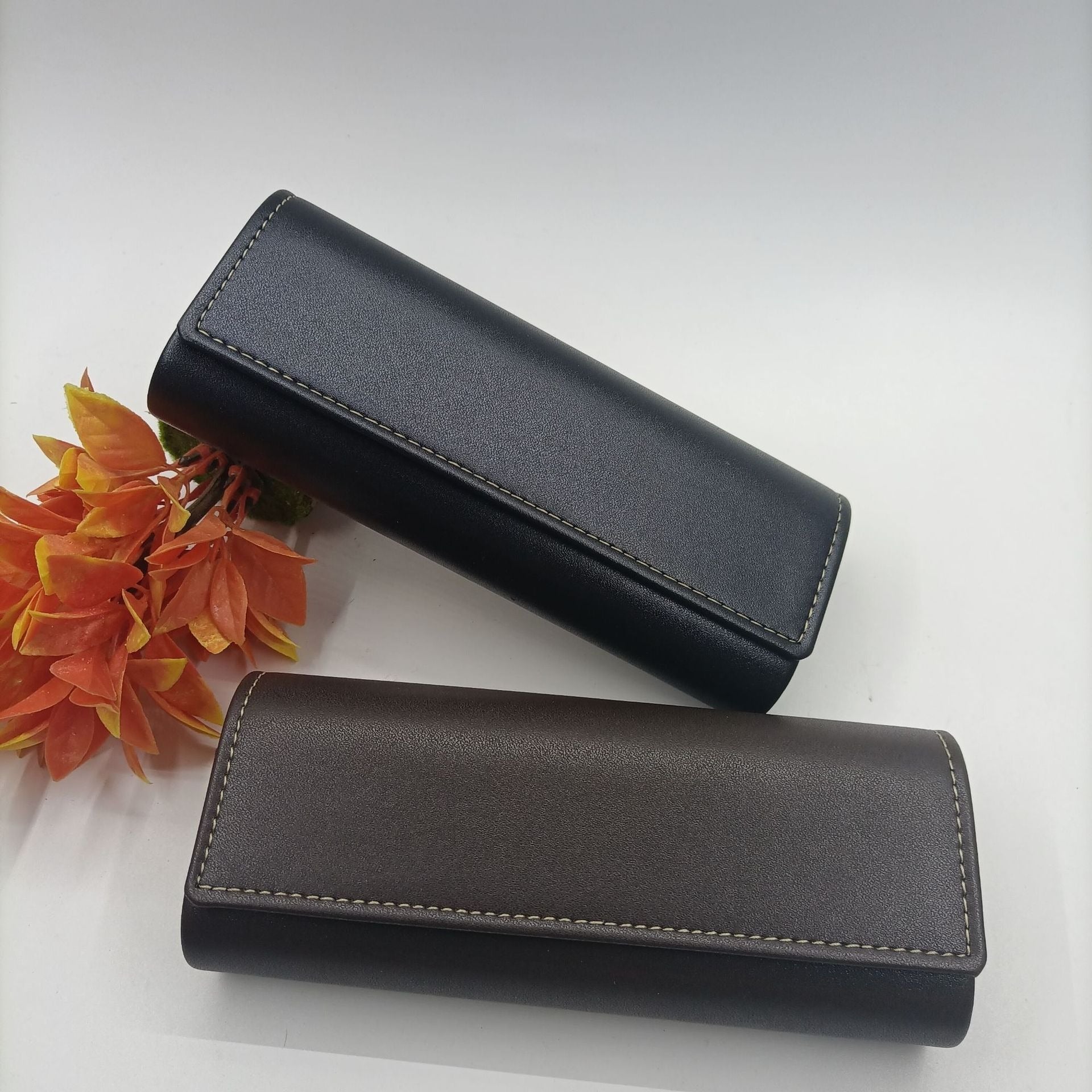 Minimalist Leather Eyeglass Case